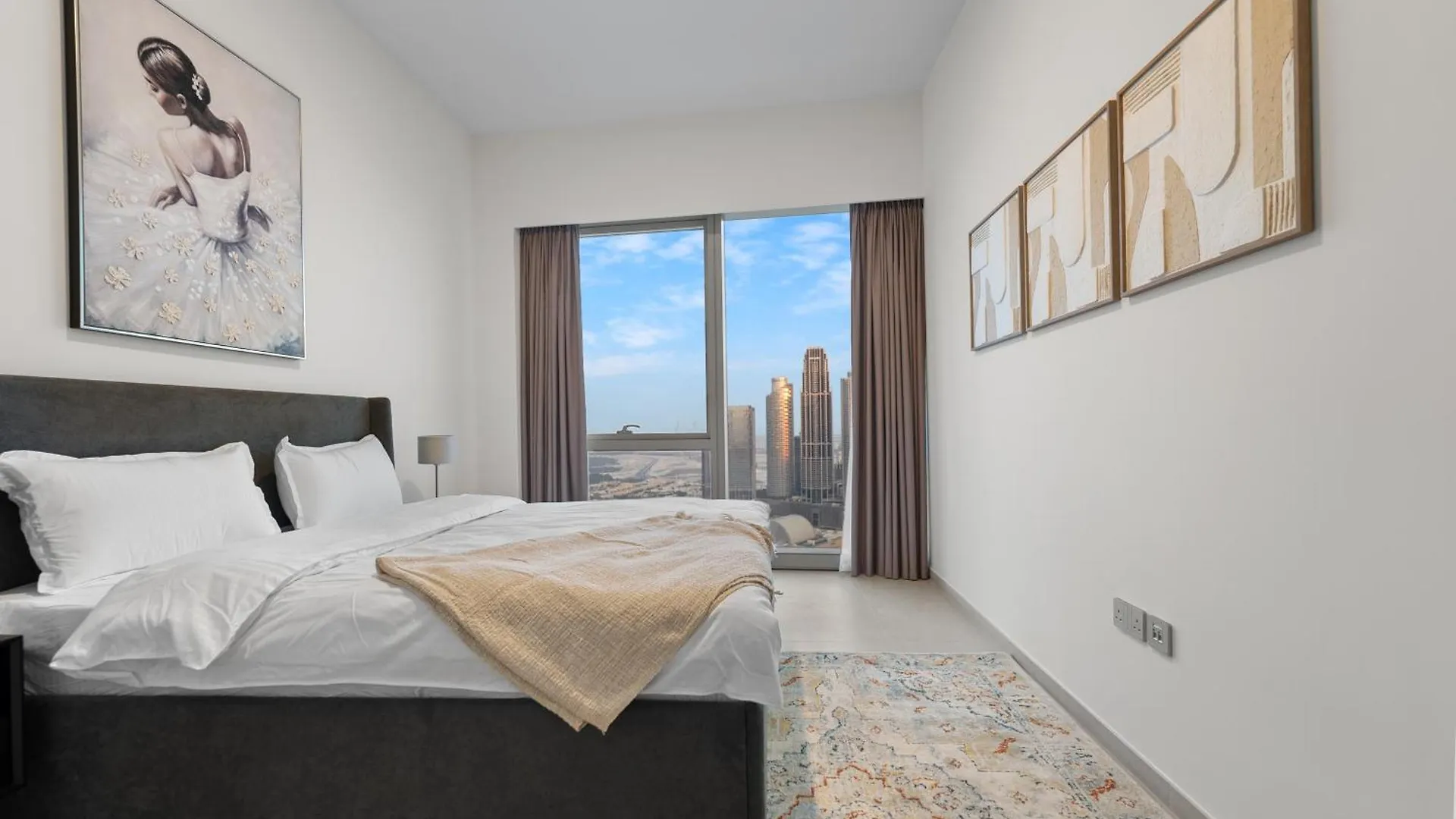 Iconic Burj Khalifa & Fountain View - 2Br - Signature Grande Residences Dubai Apartment