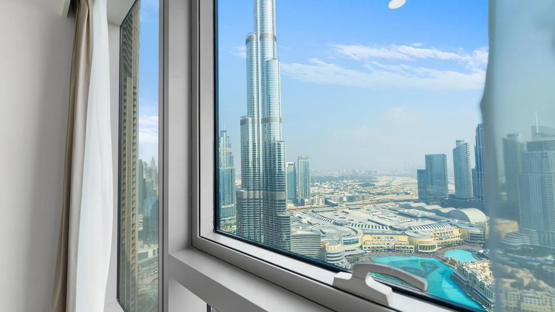 Iconic Burj Khalifa & Fountain View - 2Br - Signature Grande Residences Dubai 0*,