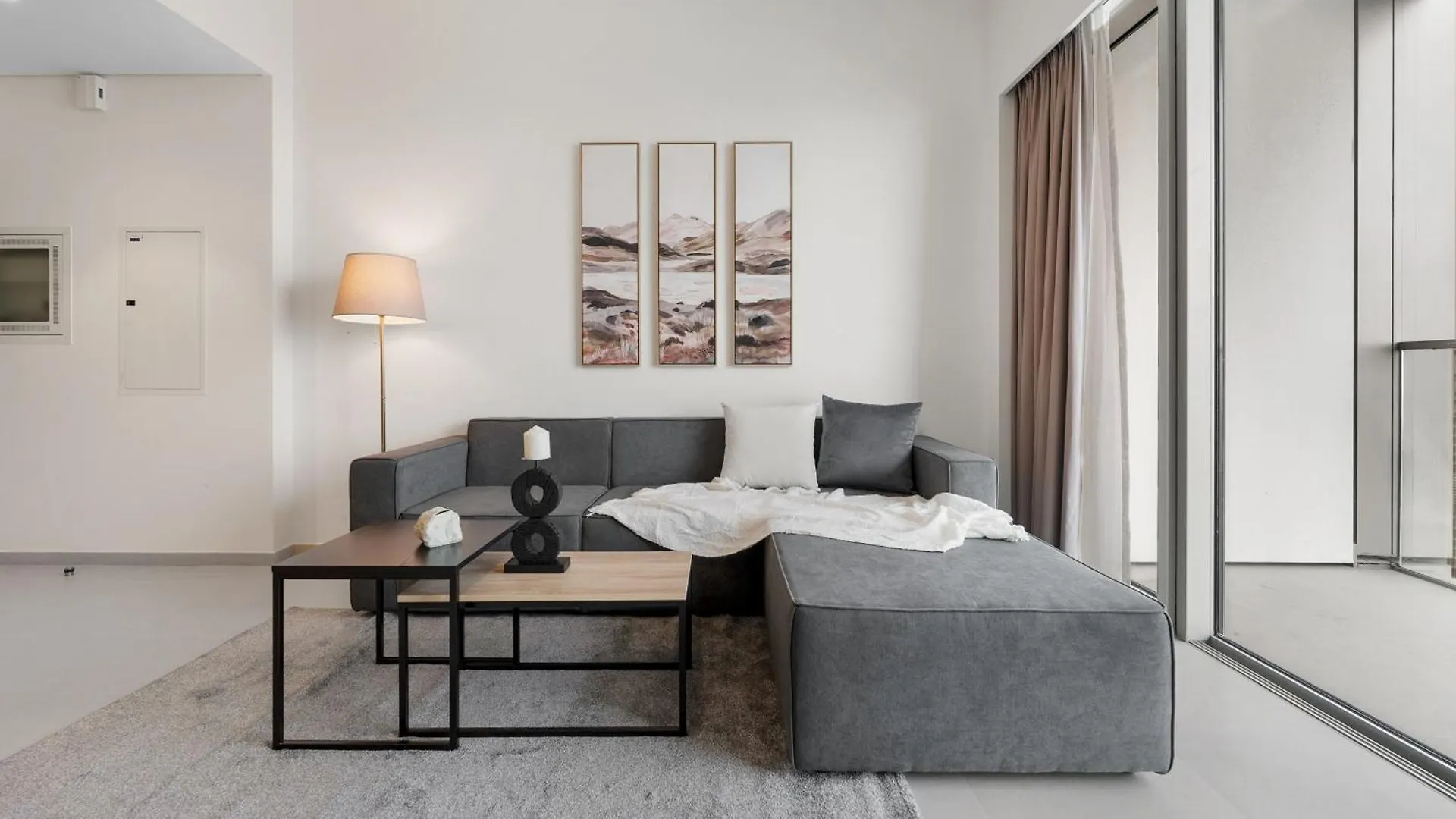Iconic Burj Khalifa & Fountain View - 2Br - Signature Grande Residences Dubai Apartment